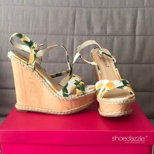 Peggy Style Wedges